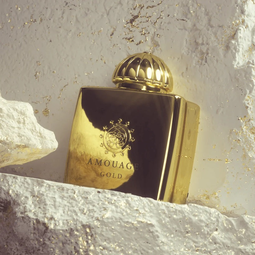 Amouage Gold Woman EDP 100 ML in lifestyle – niche perfume for women